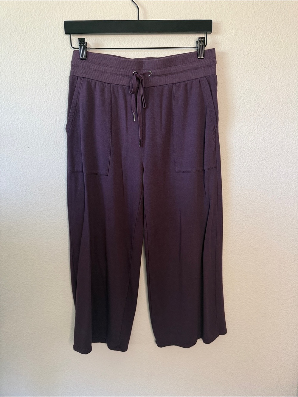 Threads 4 Thought Deep Plum Wide Leg Cropped Drawstring Sweats Size S